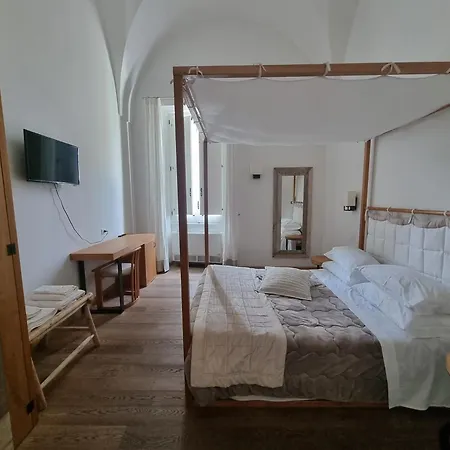 Il Palazzotto Luxury Panzió 2*